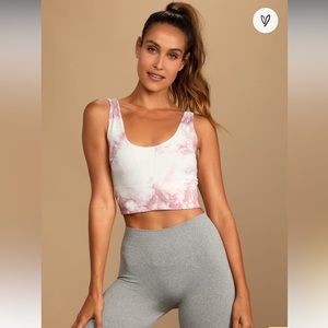 Lulu’s Low Impact Sports Bra NWOT